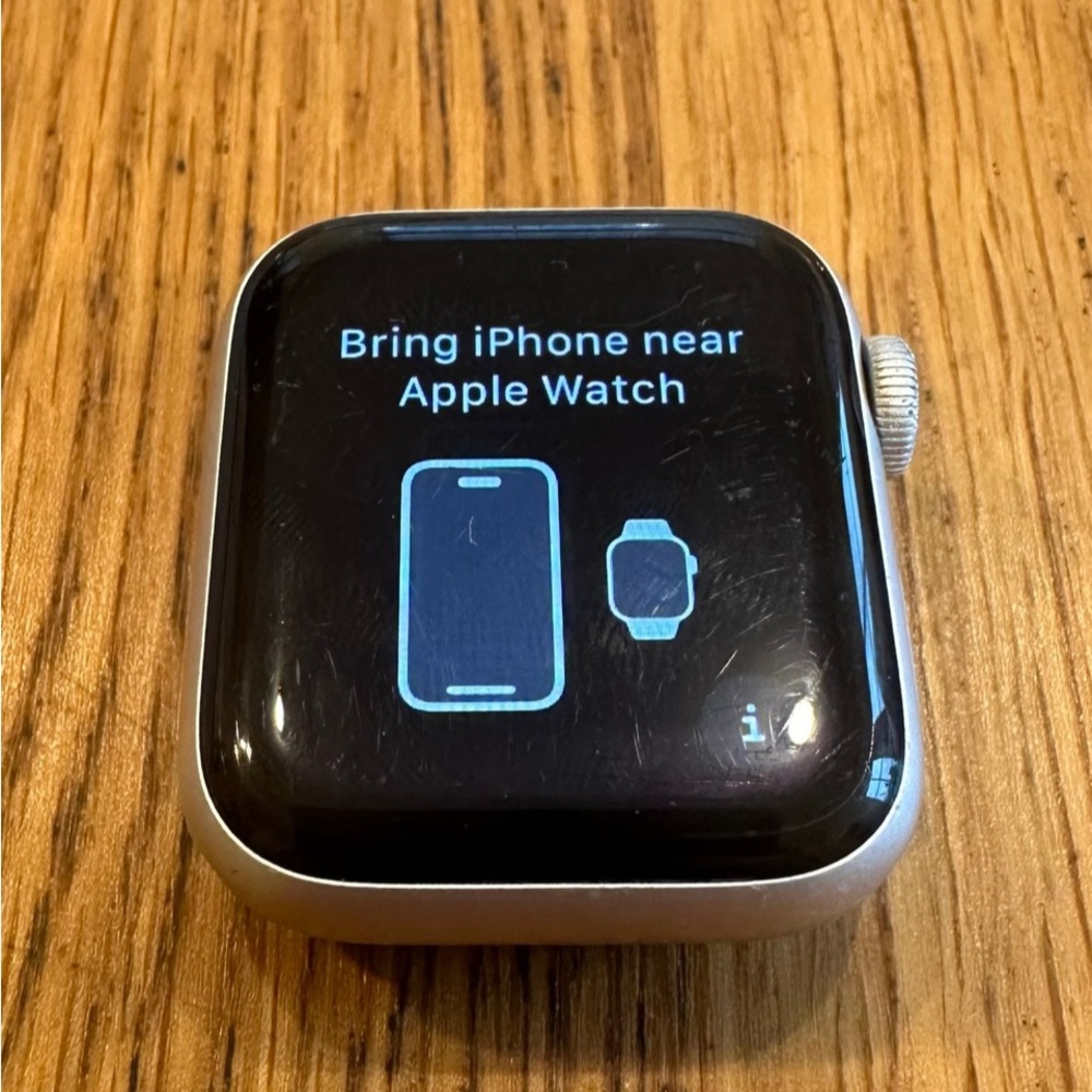 Apple Silver Smartwatch with Seamless Connectivity